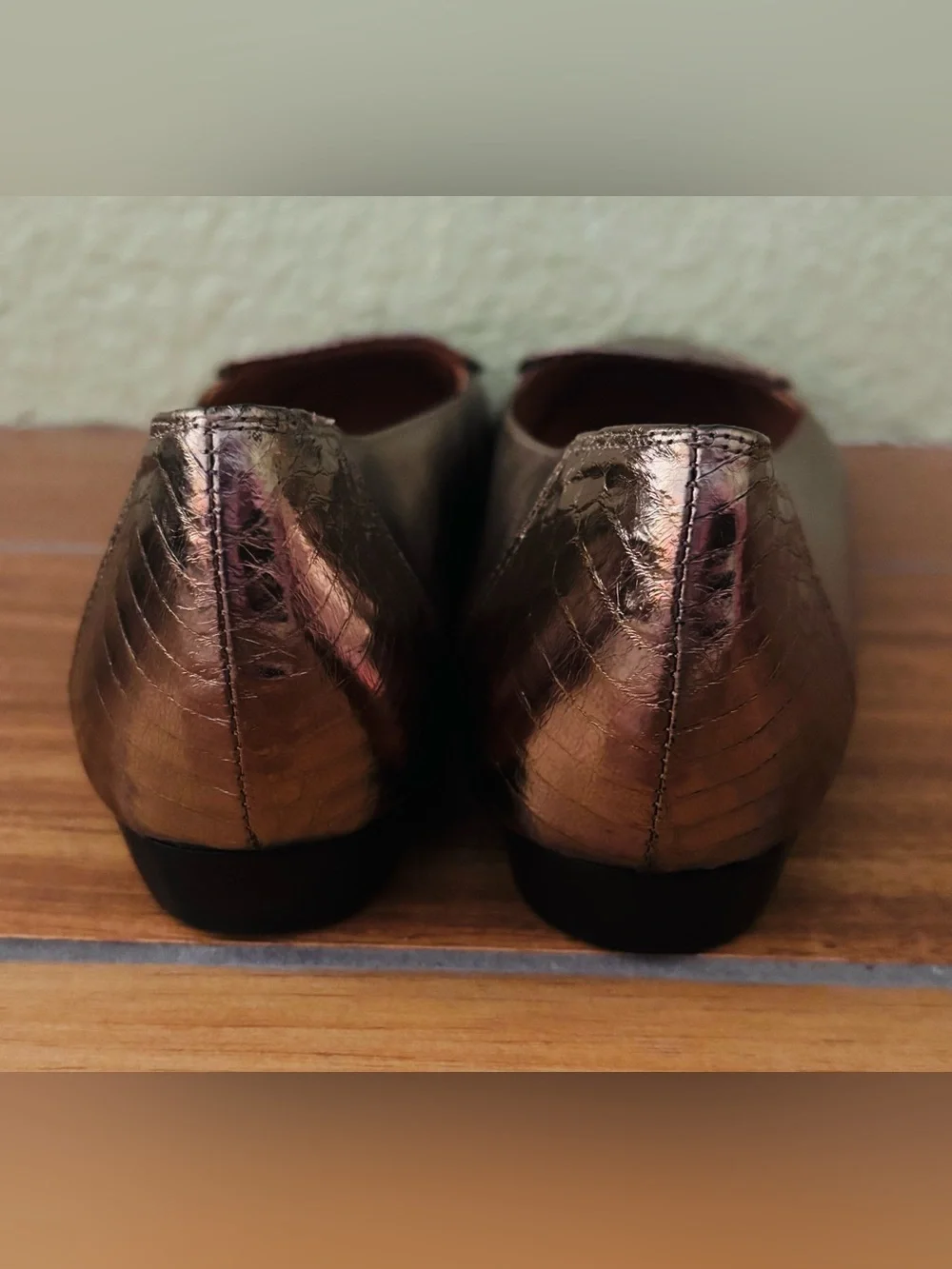 Nordstrom Metallic Gold Croc Embossed Flat Loafers Size: 7.5